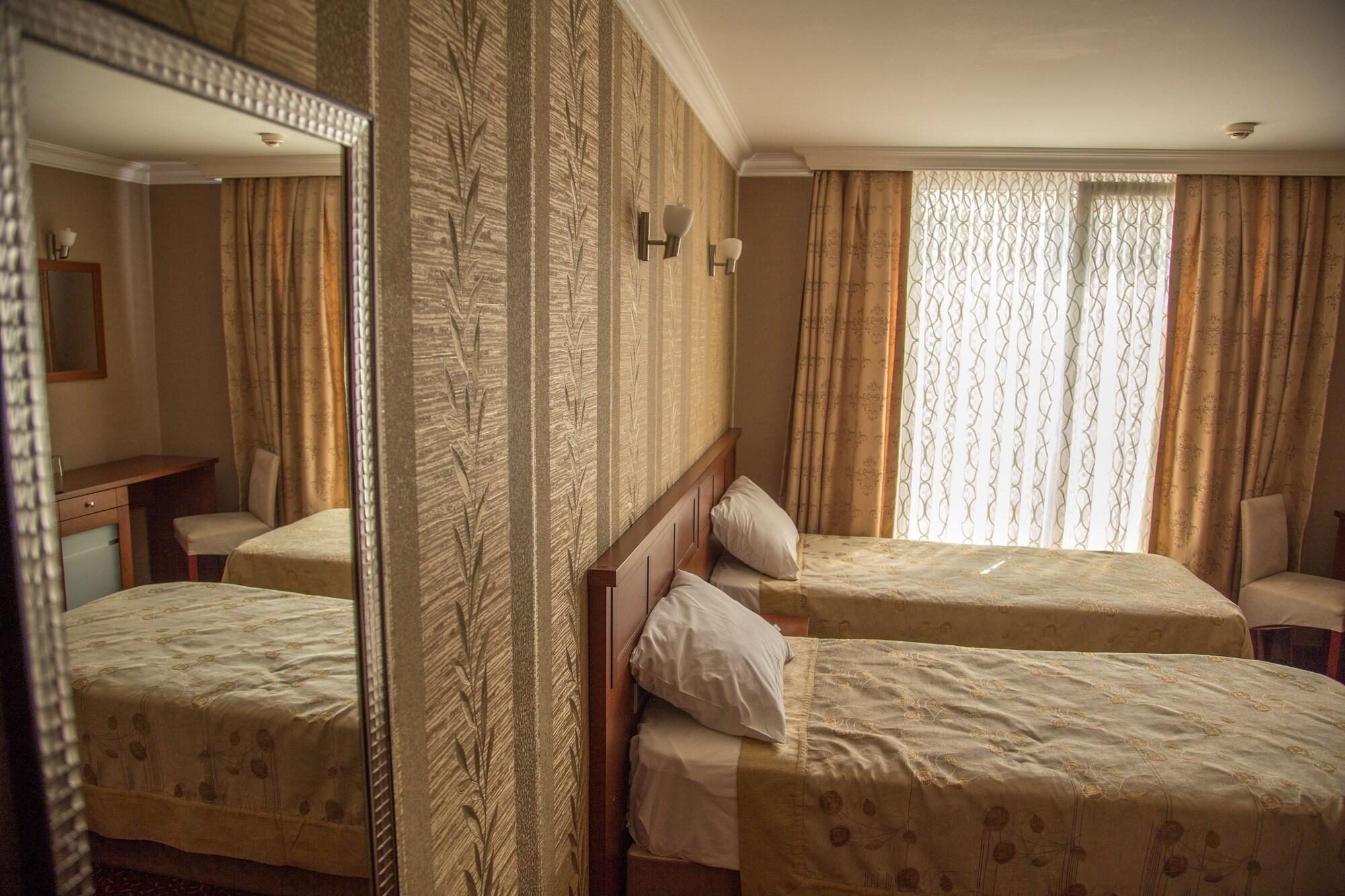Grand Merin Airport Hotel Provincia di Provincia di Istanbul Esterno foto