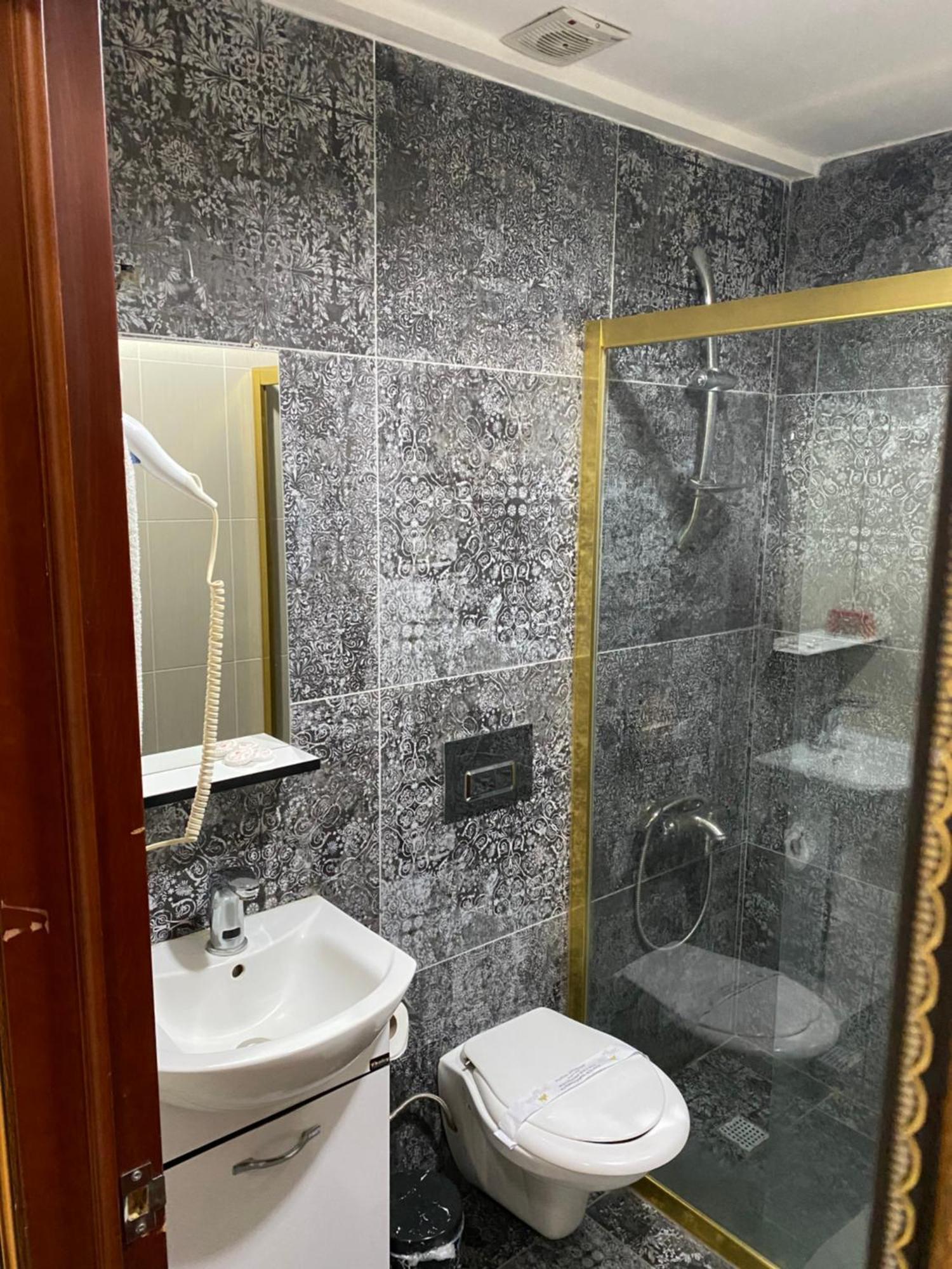 Grand Merin Airport Hotel Provincia di Provincia di Istanbul Esterno foto